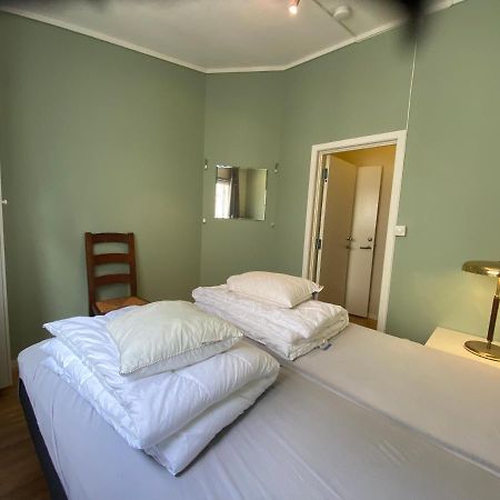 The Old Jailhouse Mandal Hostel Екстериор снимка