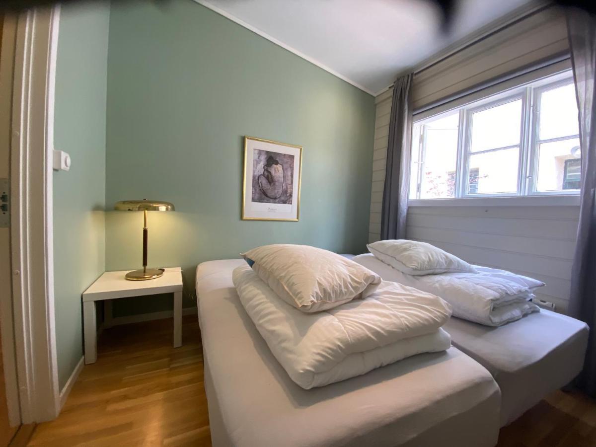 The Old Jailhouse Mandal Hostel Екстериор снимка